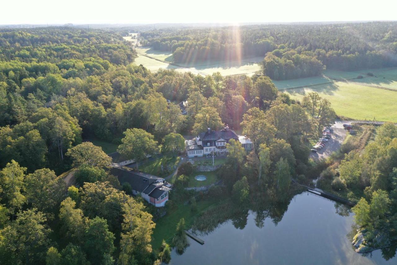 Hotel Balingsholm Huddinge Exteriér fotografie